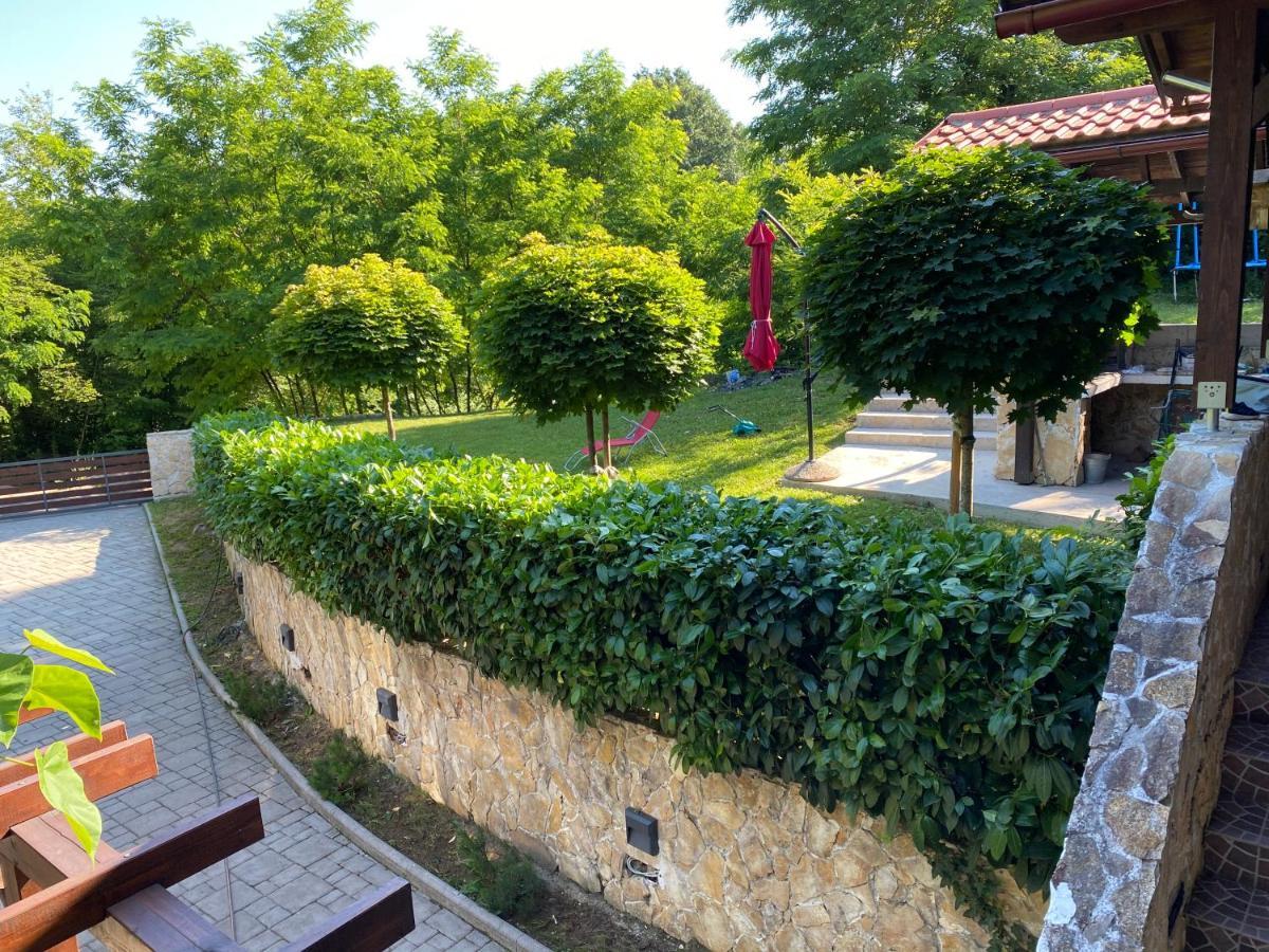 4Trees Holiday House スルニュ エクステリア 写真